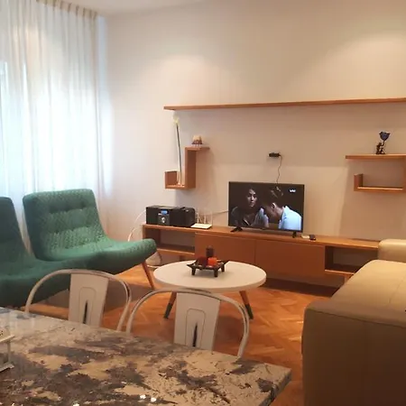 Design - Break Belgrado